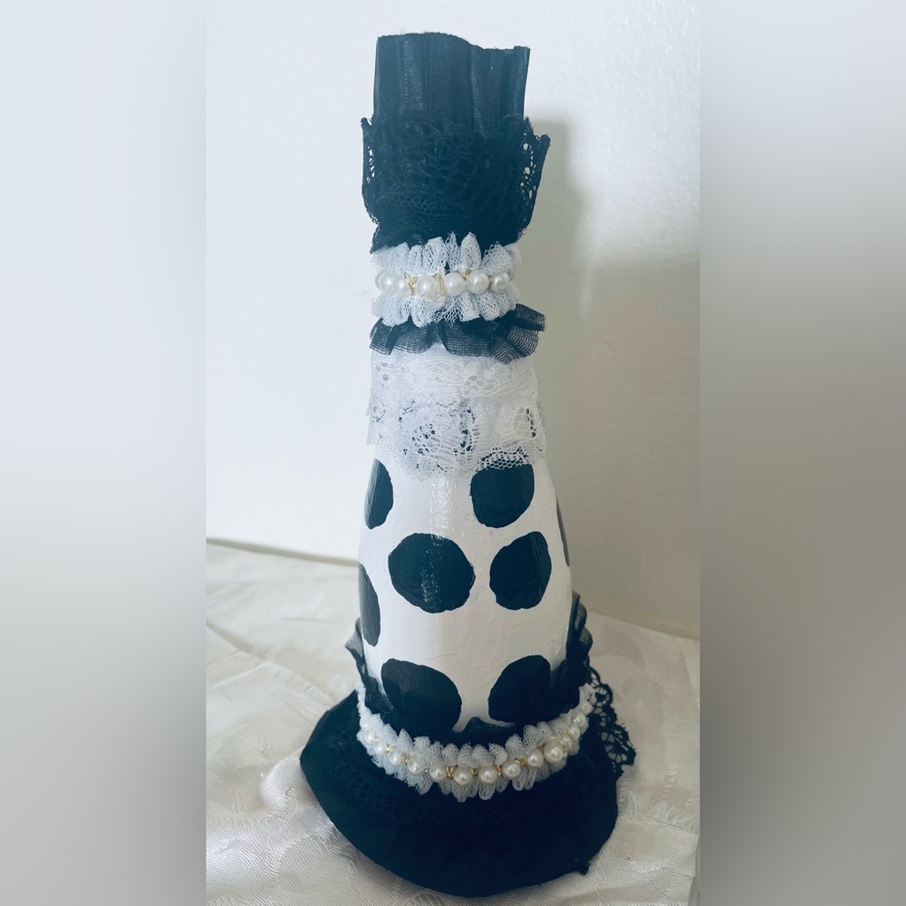 Hand Crafted Polka Dot Glamour Gypsy Bottle Set - Picture 5 of 7